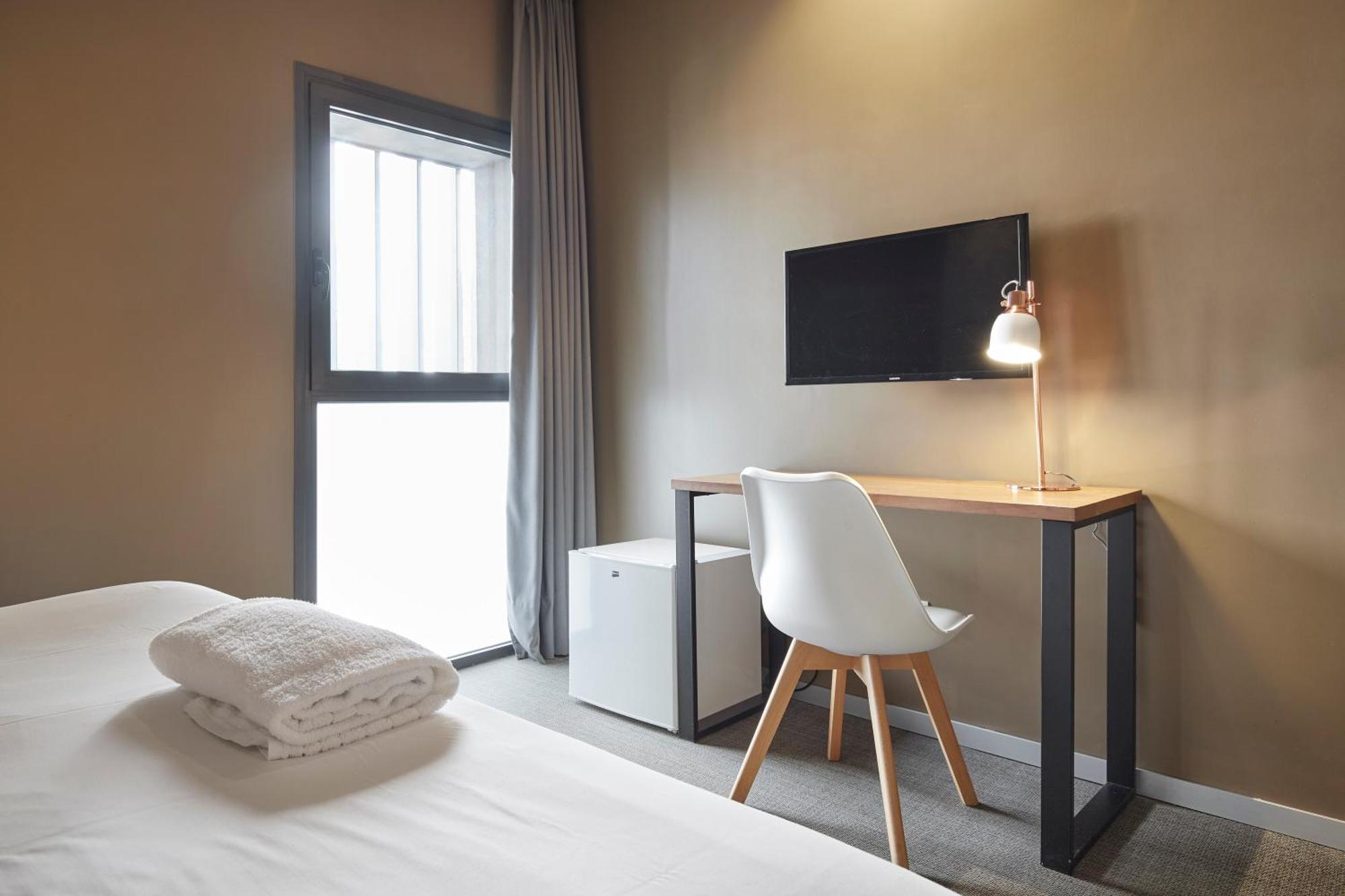 Hotel Landaben 潘普洛纳 外观 照片